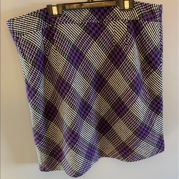 Ann Taylor black and purple plaid skirt, 16 - Picture 2 of 4